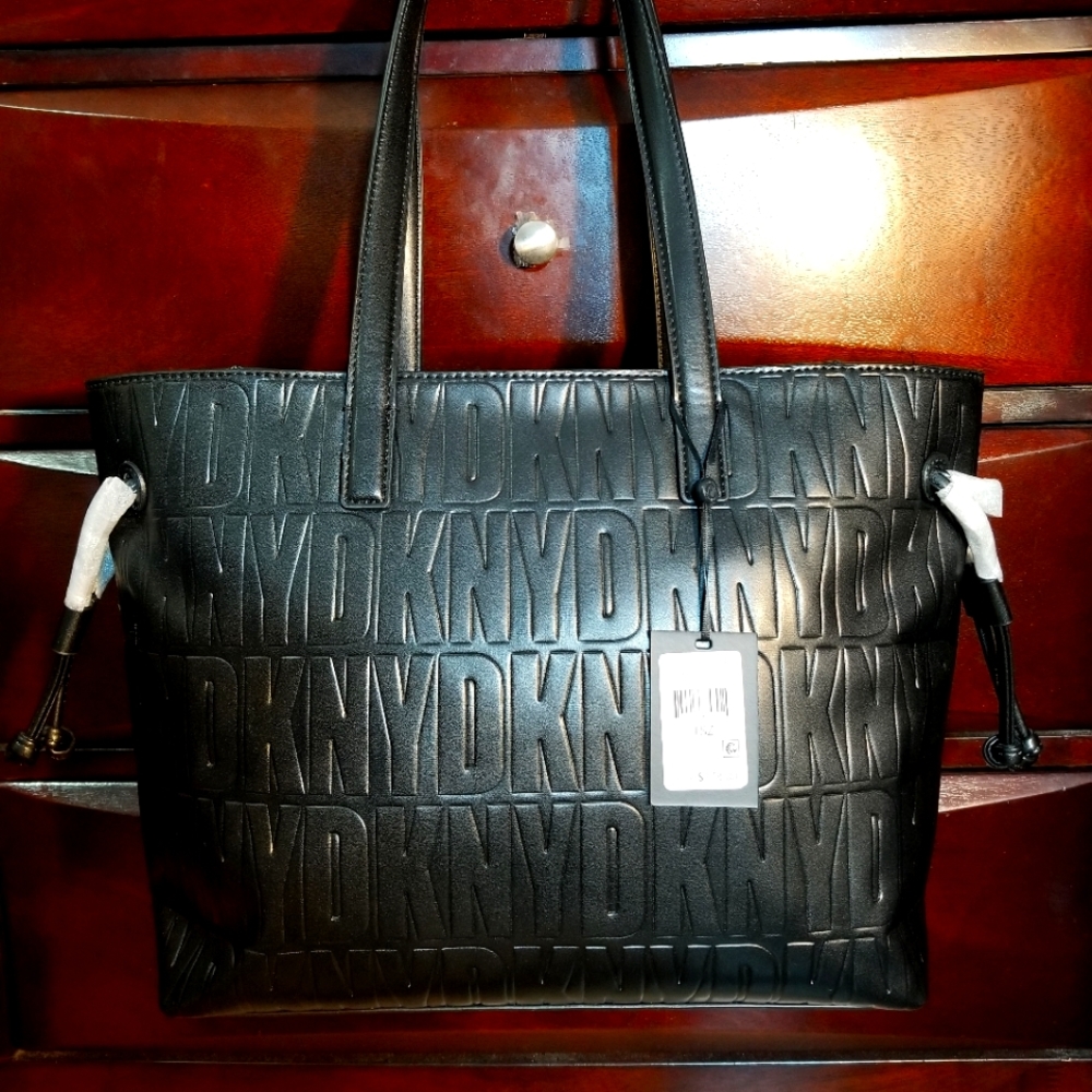 DKNY Judy Embossed Signatures Zip Tote